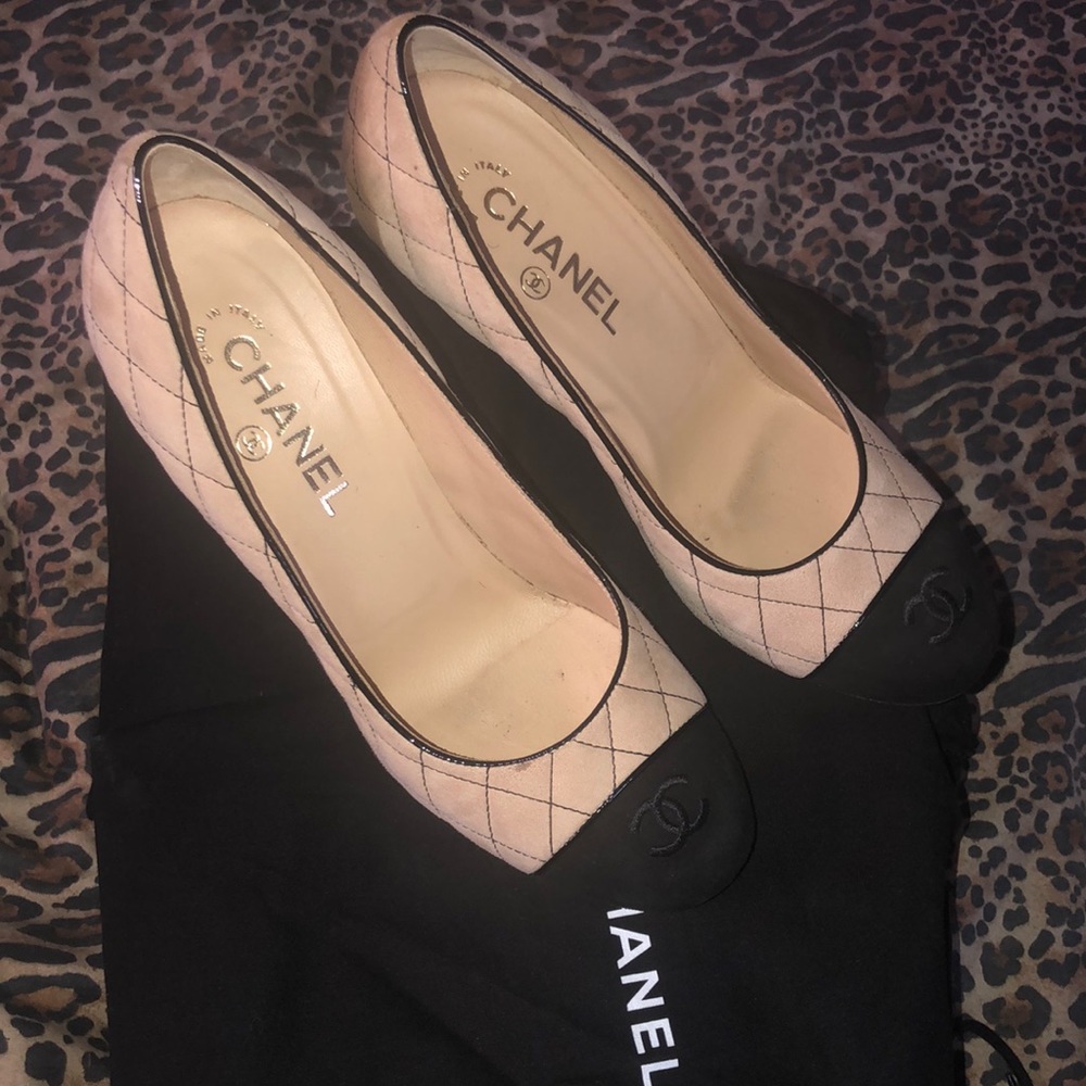 CHANEL CLASSIC QUILTED TWO TONED PUMPS